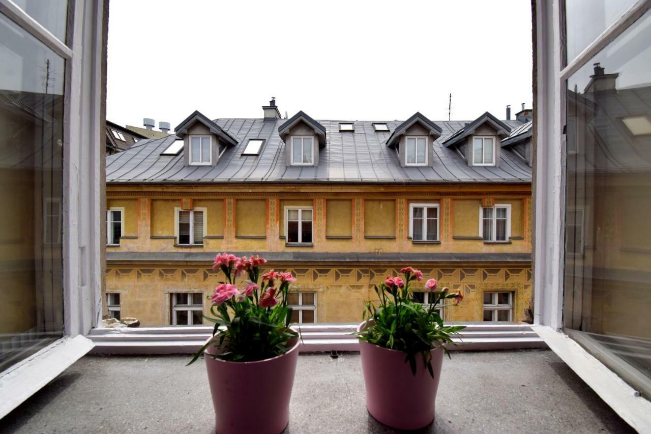 Old Town Apartment, Sw. Tomasza/st. Thomas, Rynek Apartment *